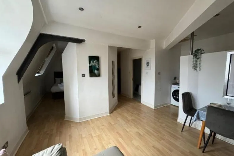 Apt 42, 15 Victoria Street, Liverpool L2 5QS