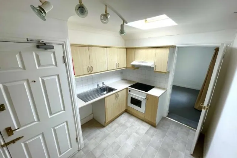 Flat 4a Station Road, Ainsdale, Southport, Merseyside PR8 3HS