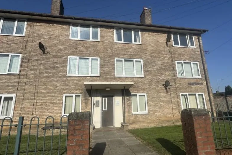 21b Warwick Road, Liverpool L36 1UU