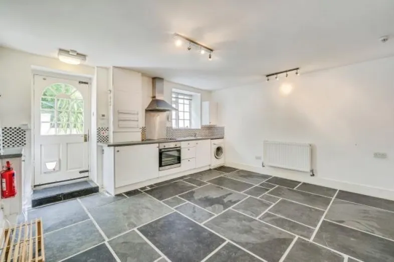 4 & 4a Gascoyne Place & 43 Regent Street, Plymouth PL4 8DF