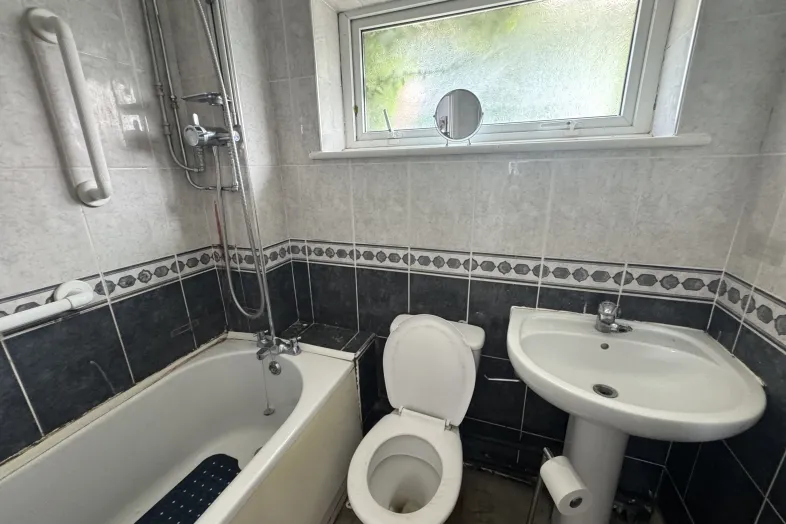 17 Yelverton Close, Halewood, Liverpool L26 7YN