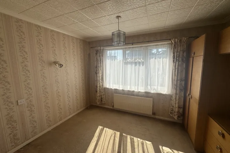 14 Crediton Close, Liverpool L11 0AS