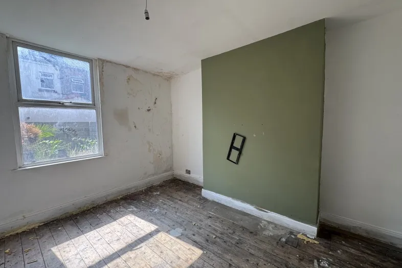 100 Gainsborough Road, Liverpool L15 3HX
