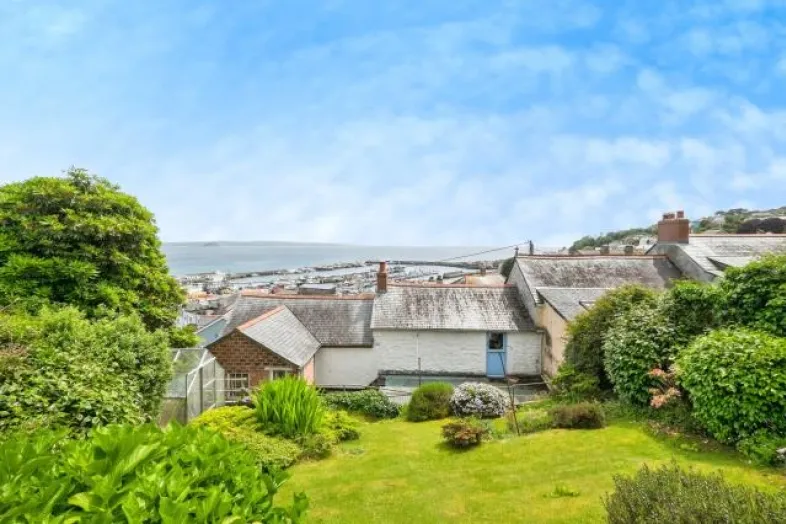 1 & 2, Mount View Terrace, Newlyn, Penzance, Cornwall TR18 5AX