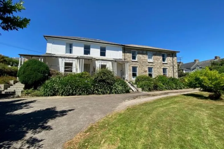 Flat 3, Chycelin, Alverton Terrace, Penzance, Cornwall TR18 4JH