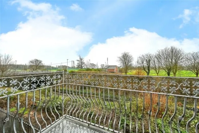 Tarka Lodge, 1b Jericho Farm Close, Liverpool L17 5AW