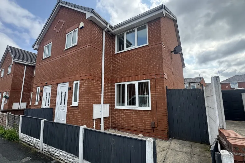 77 Anderton Street, Ince, Wigan, Lancashire WN2 2BJ