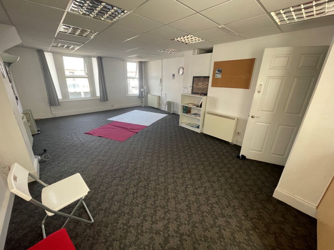 64 Orsett Road, Grays, Essex, RM17 5EH