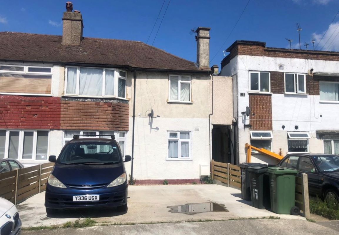 17 Burnham Crescent, Dartford, Kent, DA1 5BA