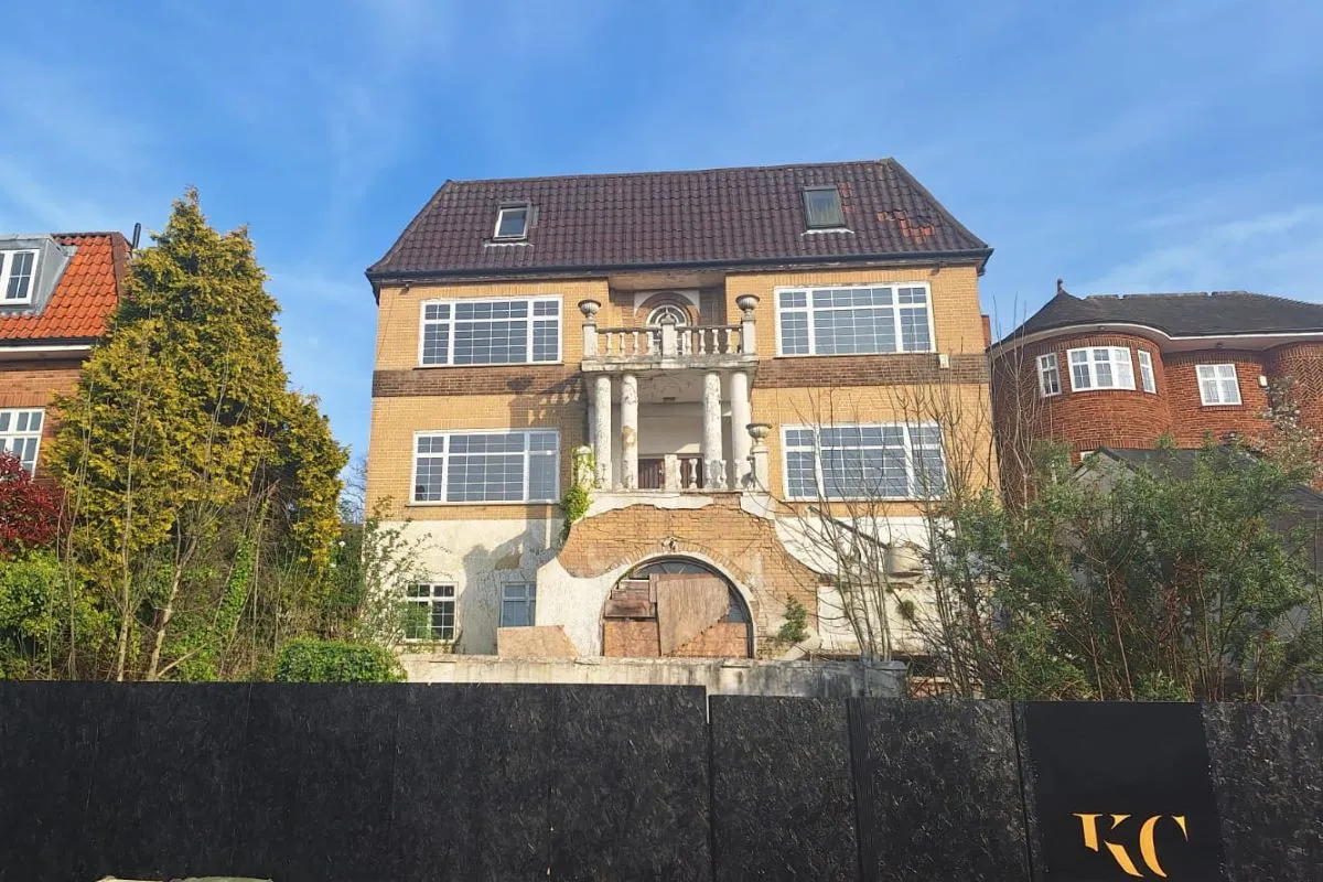 95 West Heath Road, West Hampstead, London, NW3 7TN