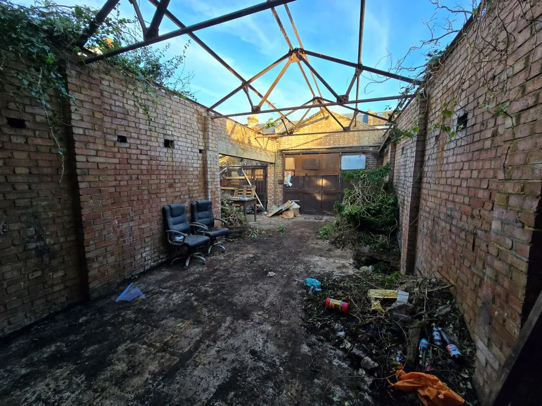 Lot 2 - Former Garage / Workshop rear of, 54 Rosebery Road, Clapham Park, London, SW2 4DD