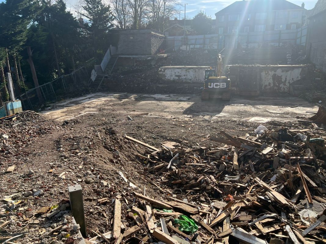 Lot 1 - The Garden Sports and Leisure Club, 10 Antony Road, Torpoint, Cornwall, PL11 2JW