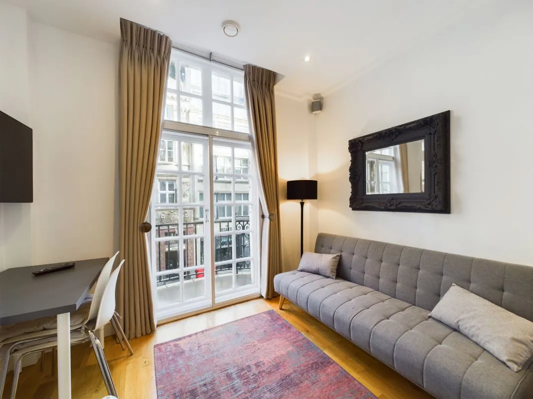 Lot 1 - 4 Bedford Chambers, 18 Bedford Street, Leeds, West Yorkshire, LS1 5PZ