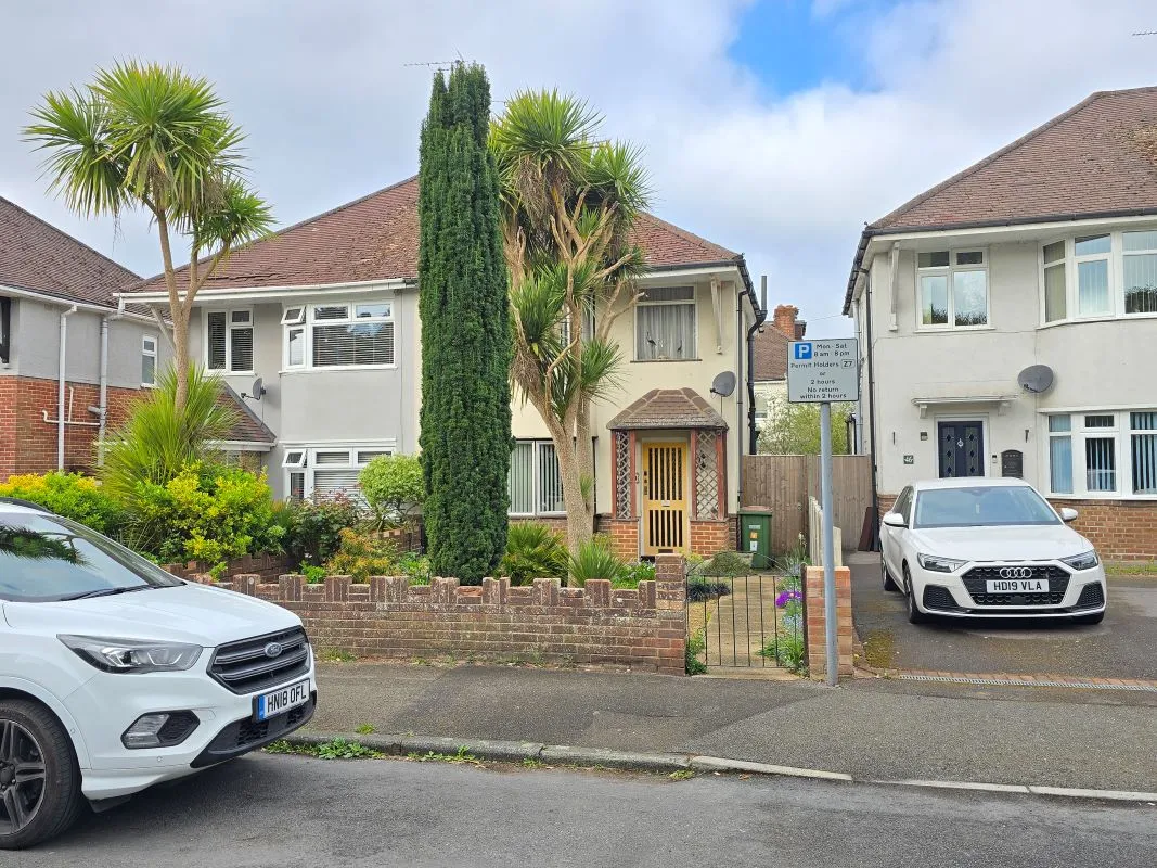 Lot 11 - Portfolio of 20 Freehold Ground Rent Investments, Market Street, Boyatt Crescent, Spring Lane, Brookwood Ave, Chamberlayne Rd, Drinkwater Close, Eastleigh, Hampshire, SO50