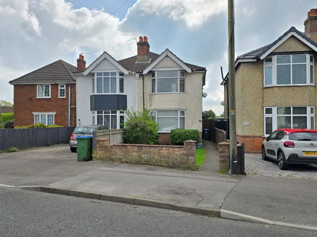 Lot 19 - Portfolio of 9 Freehold Ground Rent Investments in, Mowbray Road, North East Road, Pear Tree Avenue, Southampton, Hampshire, SO19