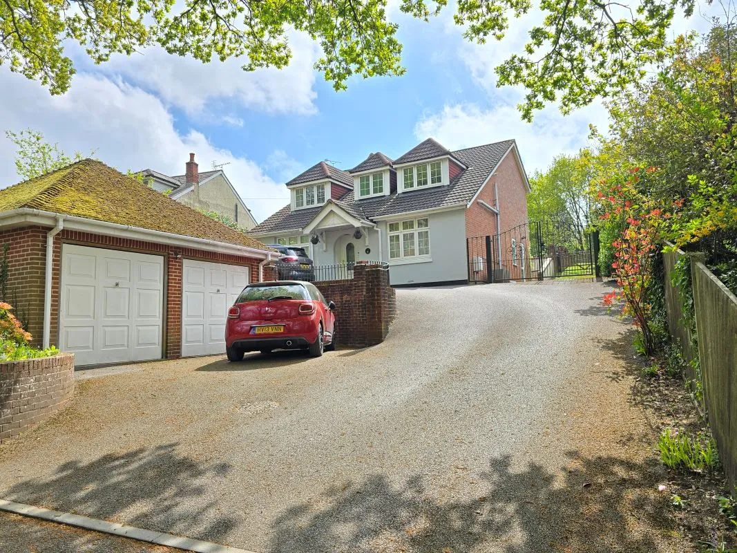 Lot 12 - Portfolio of 21 Freehold Ground Rent Investments, Upper Weston Lane, Tennyson Road, Rownhams Lane, Sedgewick Road, The Crescent, Wilton Avenue, Southampton, Hampshire, SO17, SO19