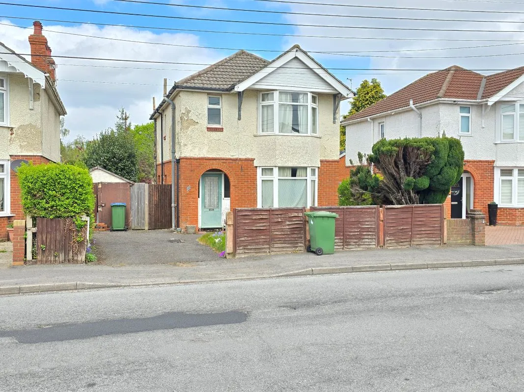 Lot 12 - Portfolio of 21 Freehold Ground Rent Investments, Upper Weston Lane, Tennyson Road, Rownhams Lane, Sedgewick Road, The Crescent, Wilton Avenue, Southampton, Hampshire, SO17, SO19