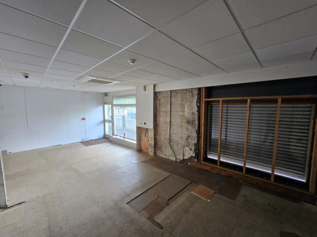 Lot 25 - 29 High Street, Shaw, Oldham, Greater Manchester, OL2 8RF