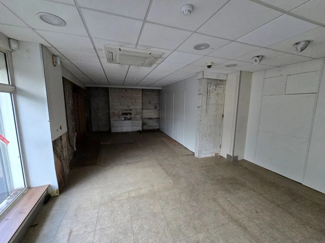 Lot 25 - 29 High Street, Shaw, Oldham, Greater Manchester, OL2 8RF