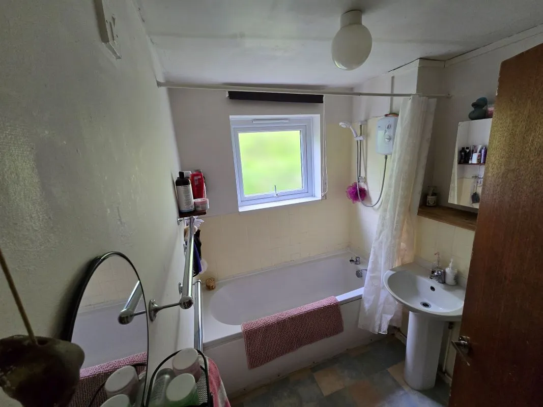 Lot  - 75 Kyoto Court, Bognor Regis, West Sussex, PO21 2UL