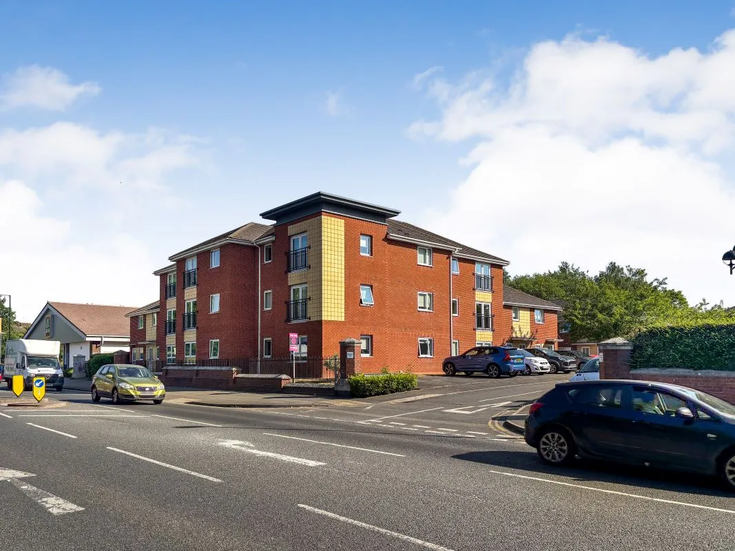 Lot 10 - 28 Otterbrook Court, Radford Road, Coventry, West Midlands, CV6 3HF
