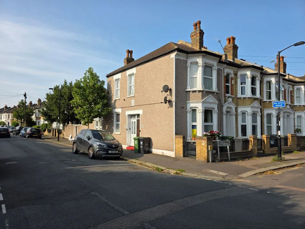 Lot 7 - 160 Silvermere Road, Catford, London, SE6 4QT