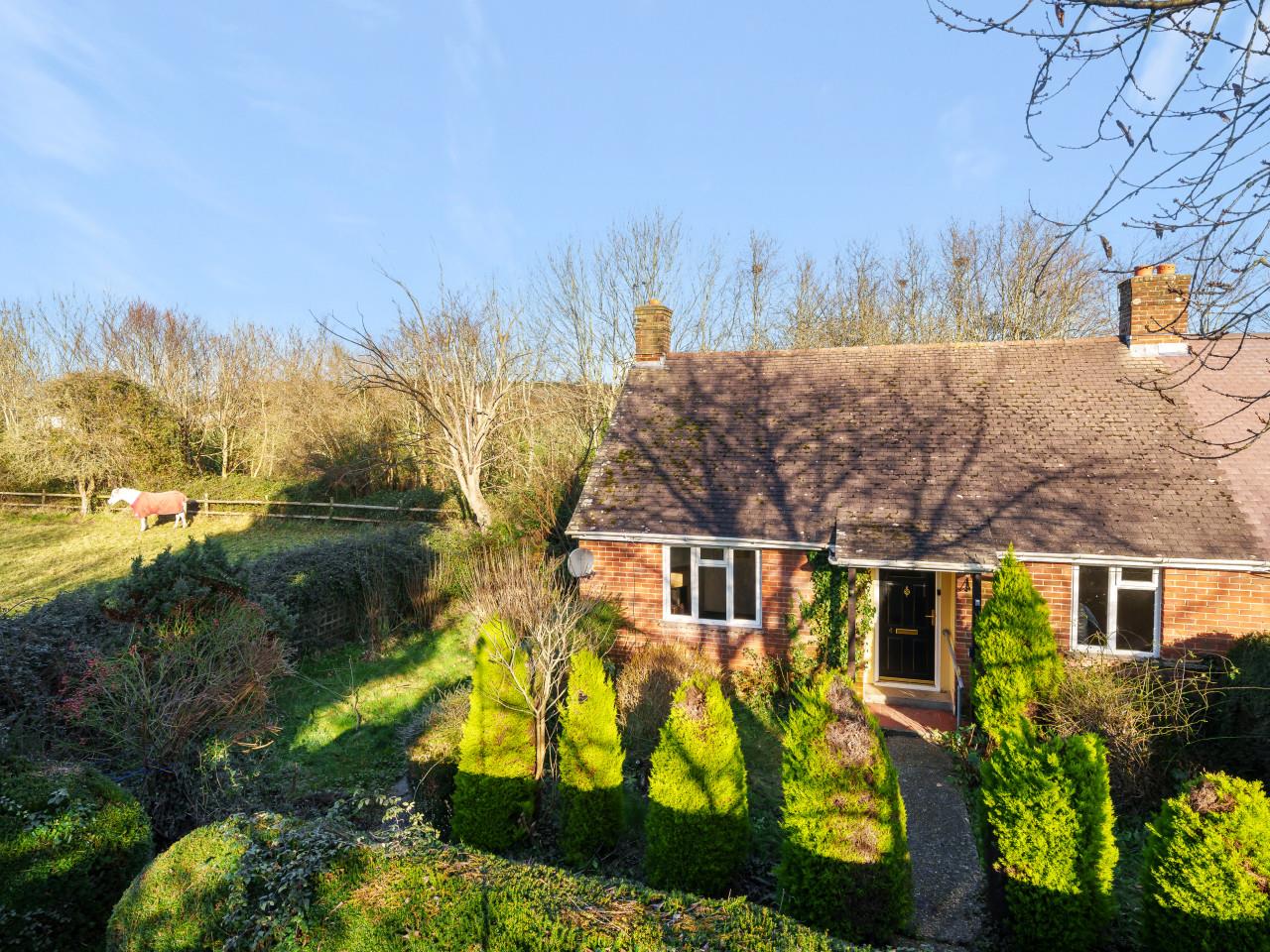 Square Close Stapehill Road, Hampreston, Wimborne, Dorset, BH21