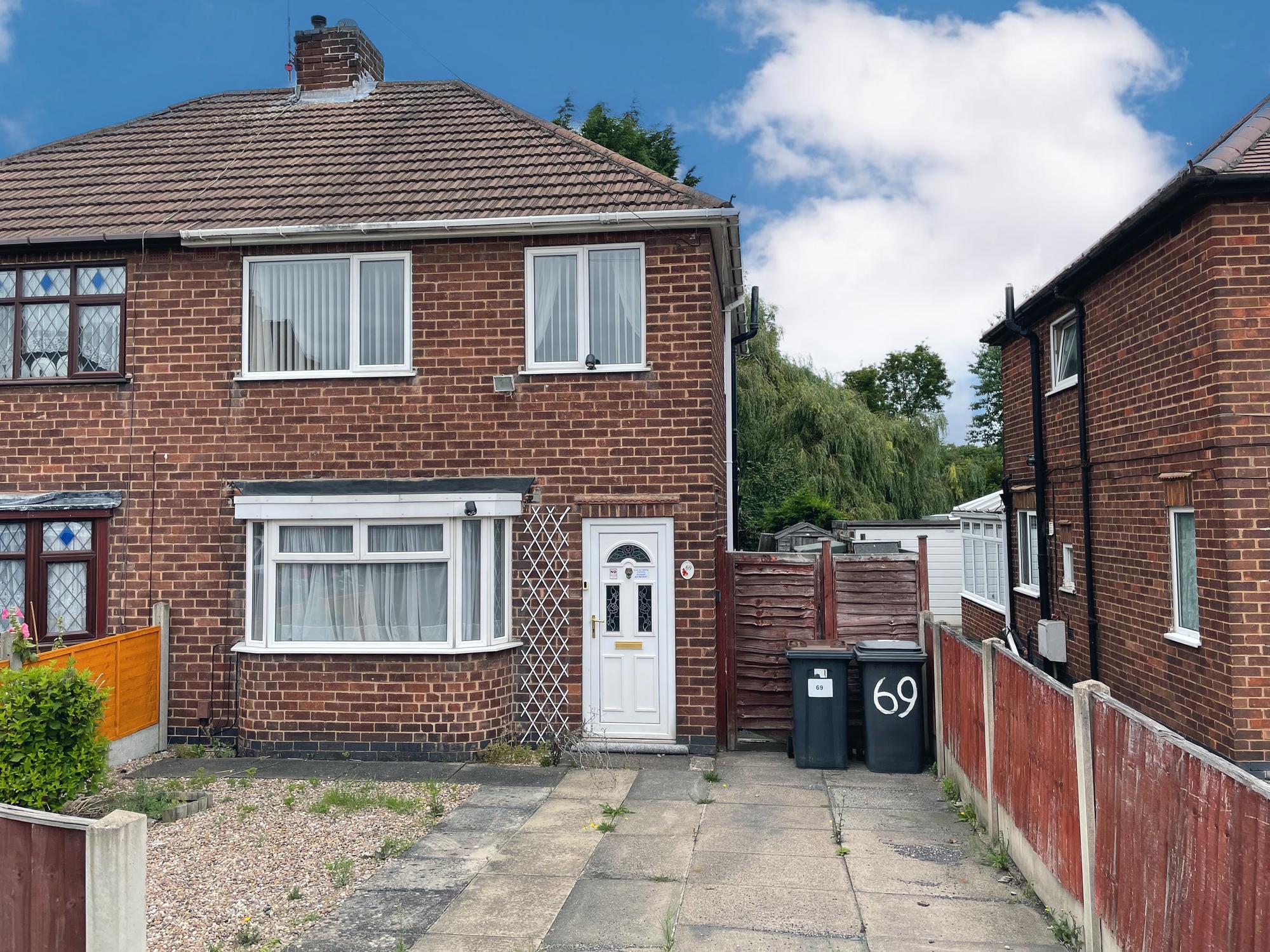 69 Greenhills Road, Eastwood, Nottingham, NG16 3FT