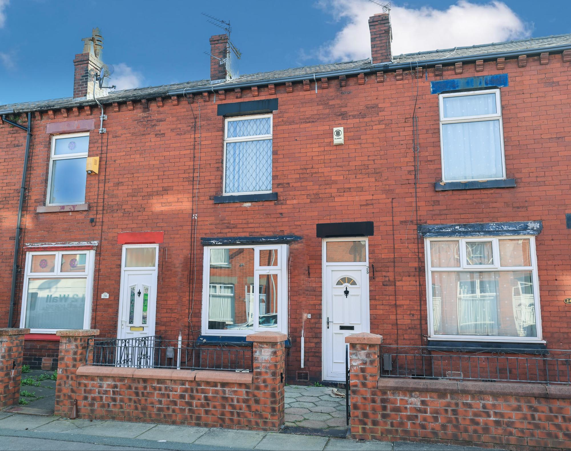 26 Moorfield Grove, Bolton, BL2 2LQ