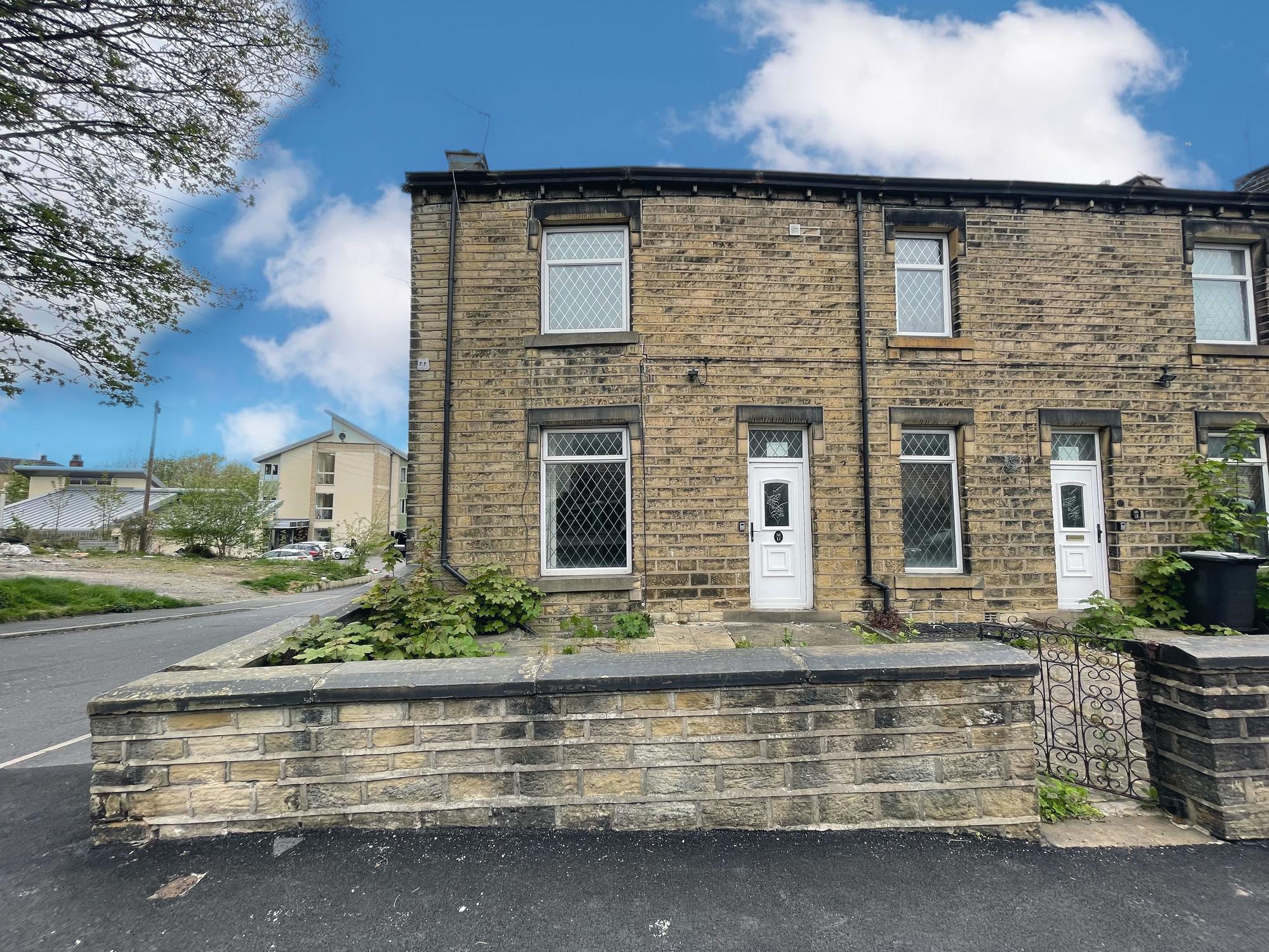 11 Elm Street, Huddersfield, HD4 6NP