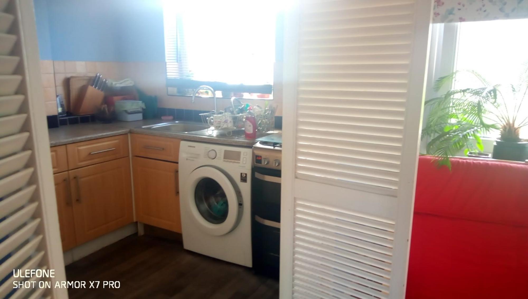 24 Courtlands Avenue, London, SE12 8HZ