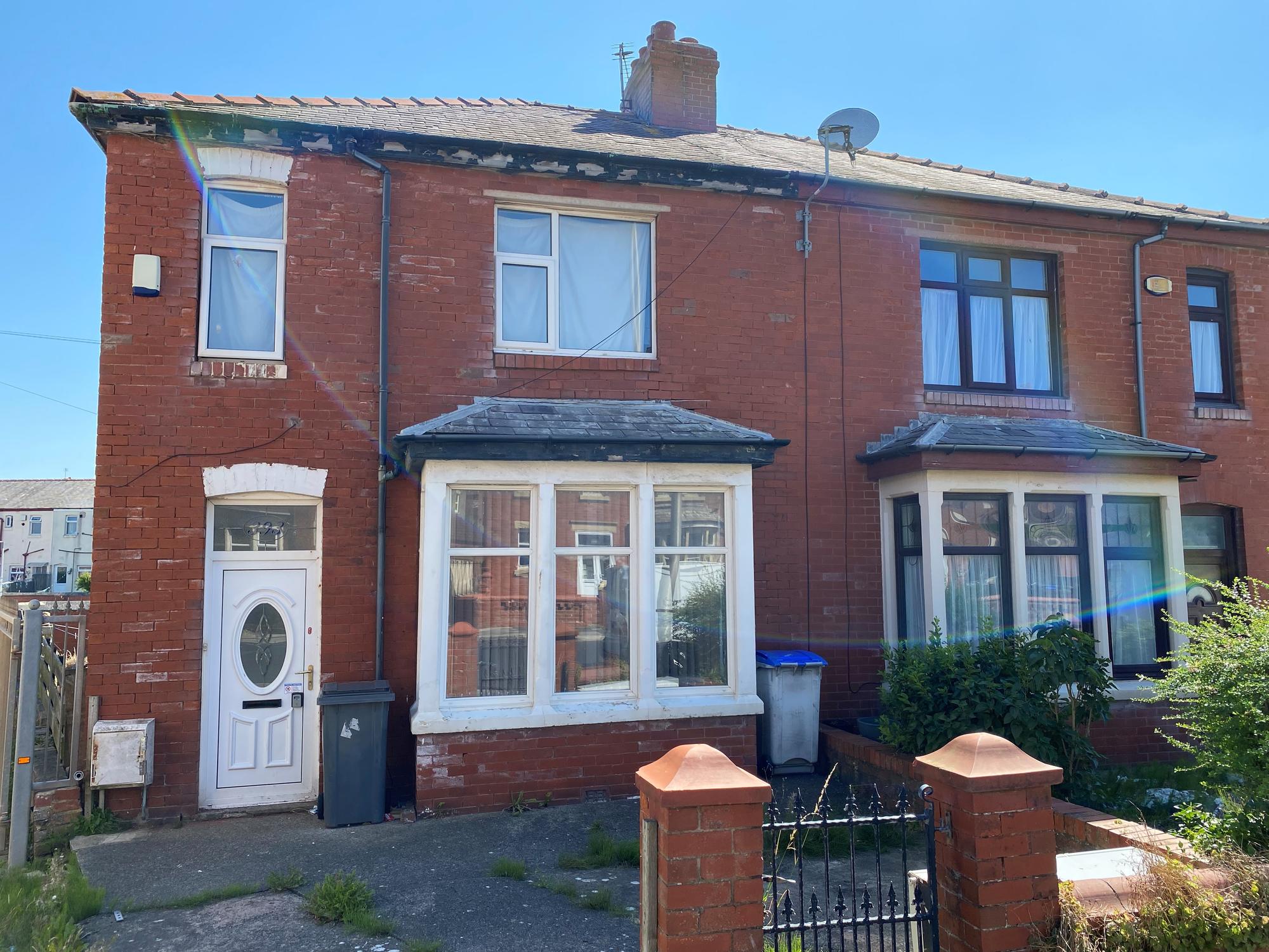 393 Warbreck Drive, Bispham, Blackpool, FY2 9LD