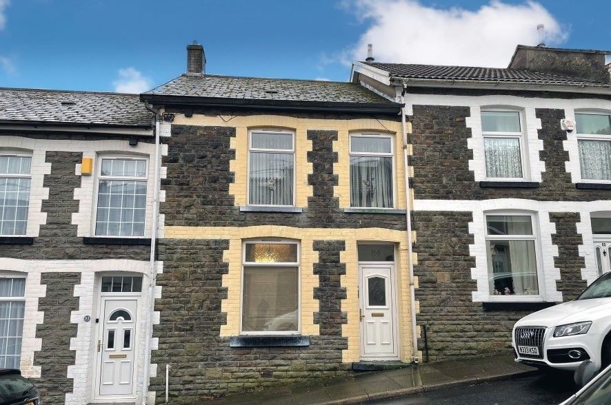 84 High Street, Tonypandy, Mid Glamorgan, CF40 2BH