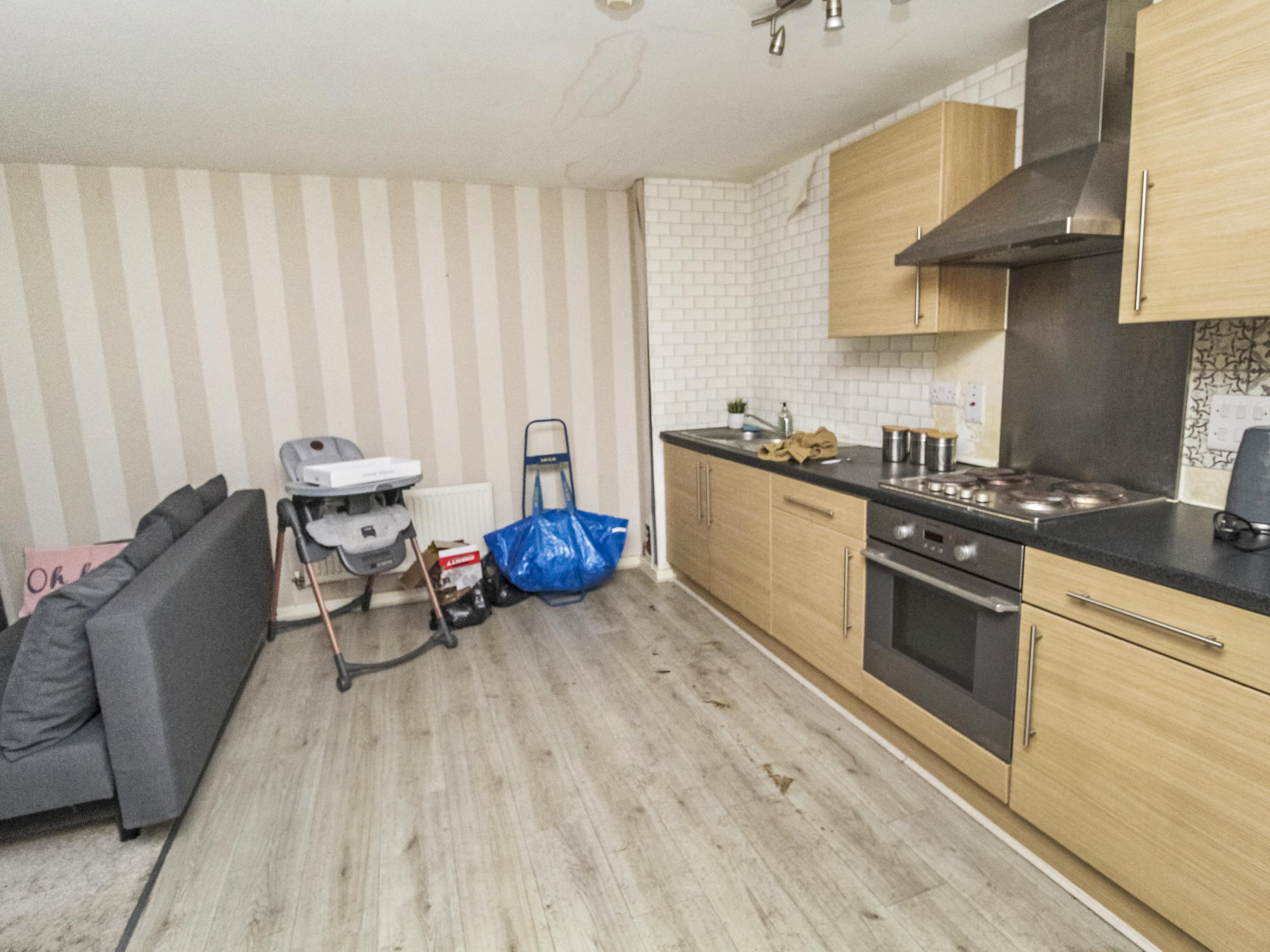 102 Lower Hall Street, St. Helens, WA10 1GD