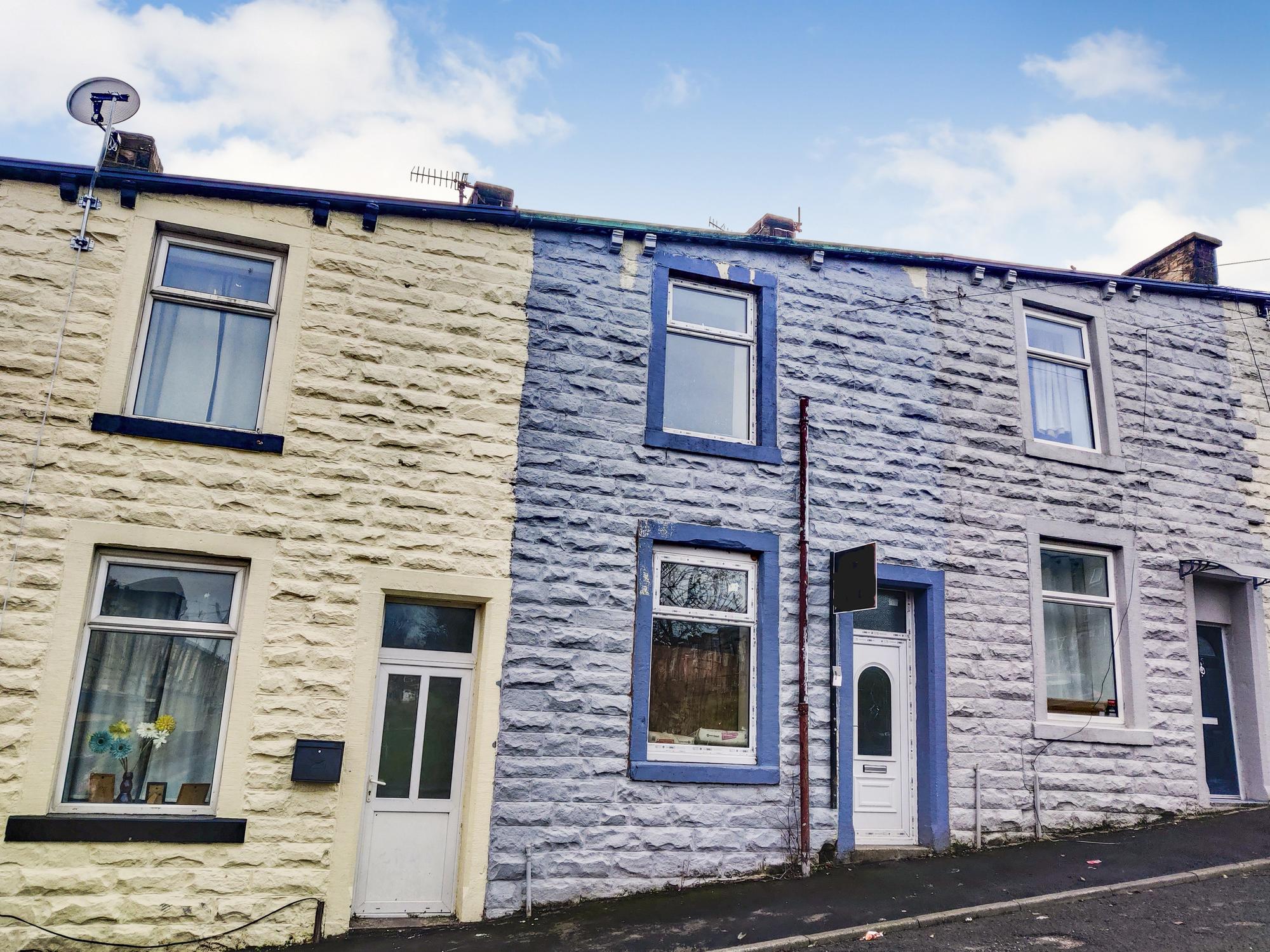 17 Baker Street, Burnley, Lancashire BB11 4QB