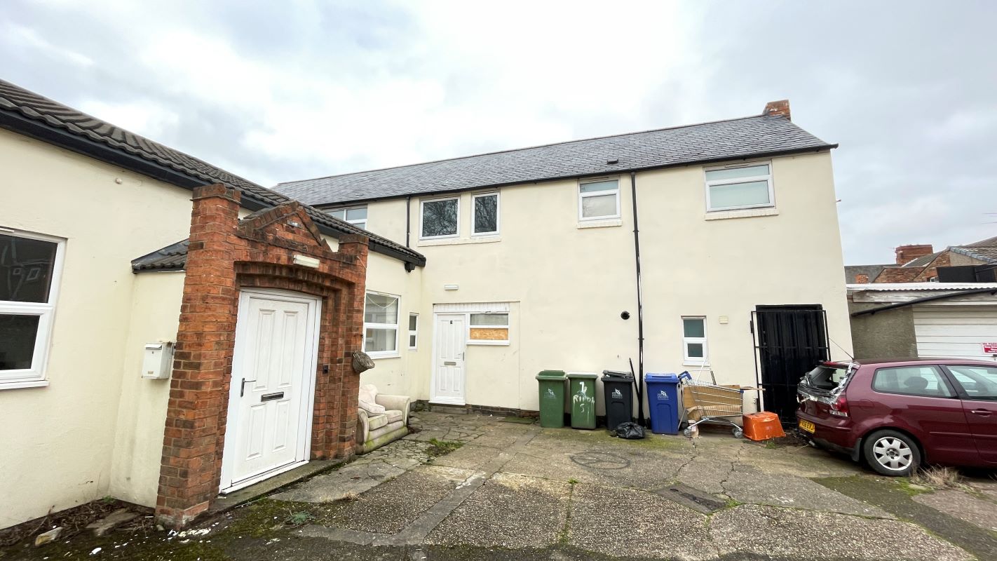 39A & 39B Lord Street, Grimsby, South Humberside, DN31 2ND