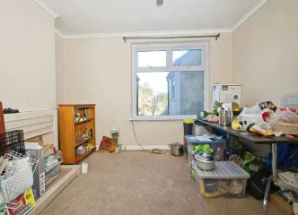 3 bed Terraced