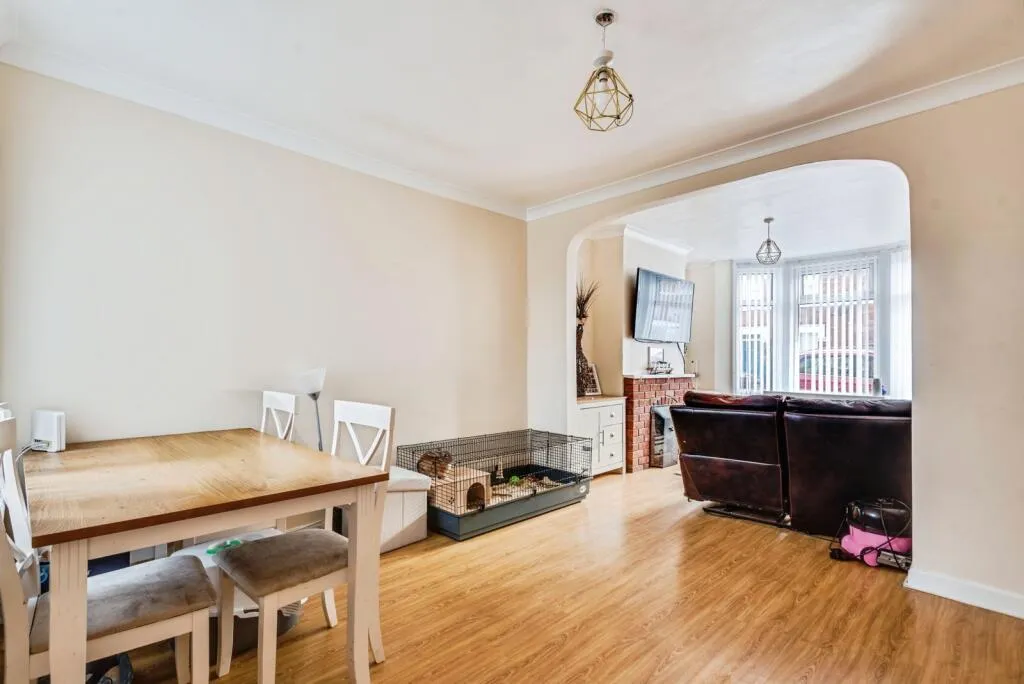 2 bed Terraced
