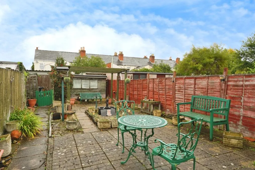 2 bed Semi-Detached