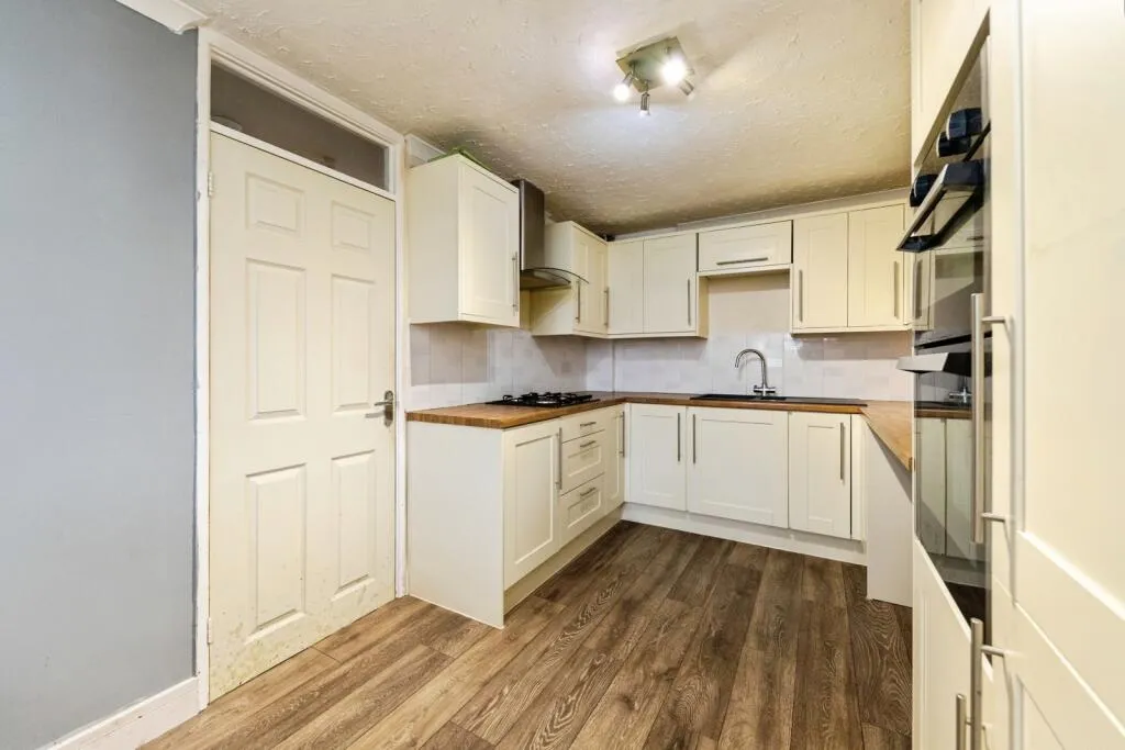 3 bed Terraced