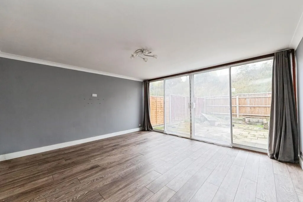3 bed Terraced