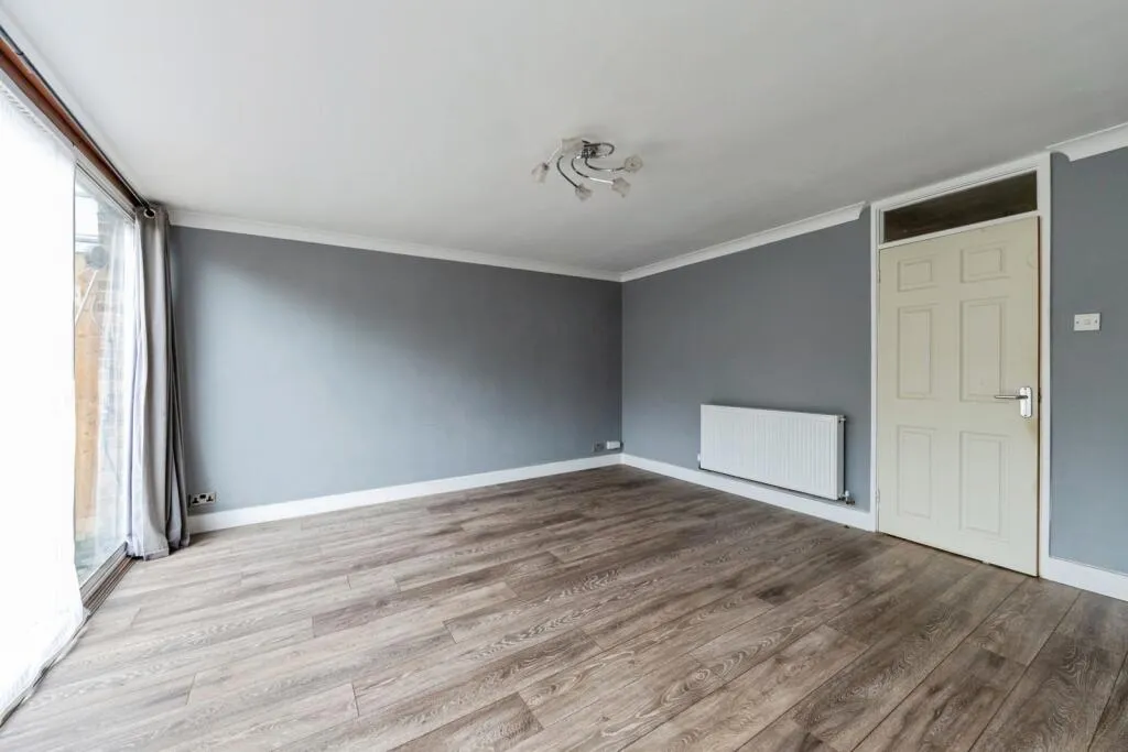 3 bed Terraced