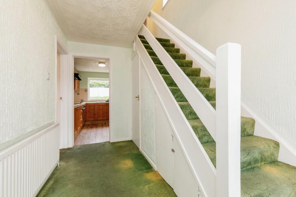 3 bed Semi-Detached