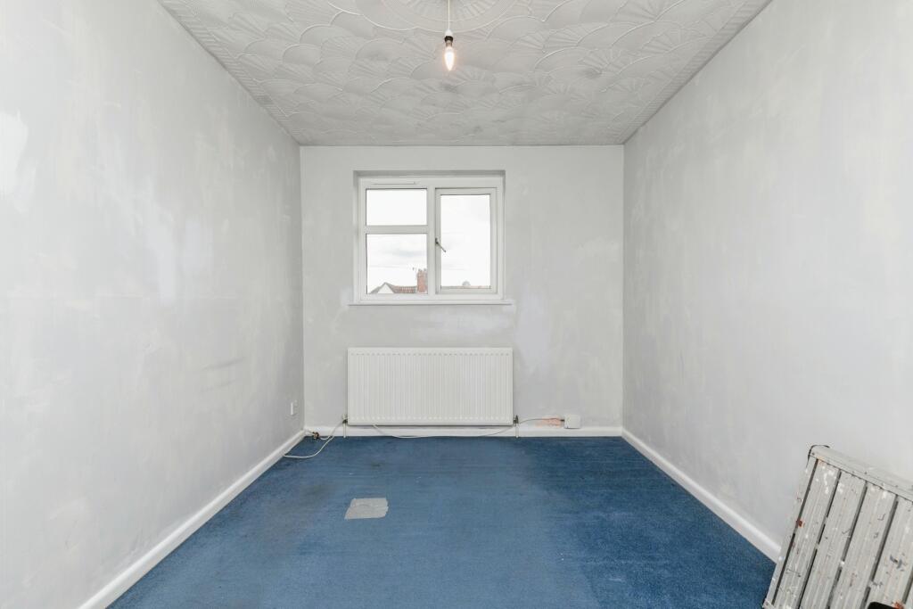 3 bed Semi-Detached