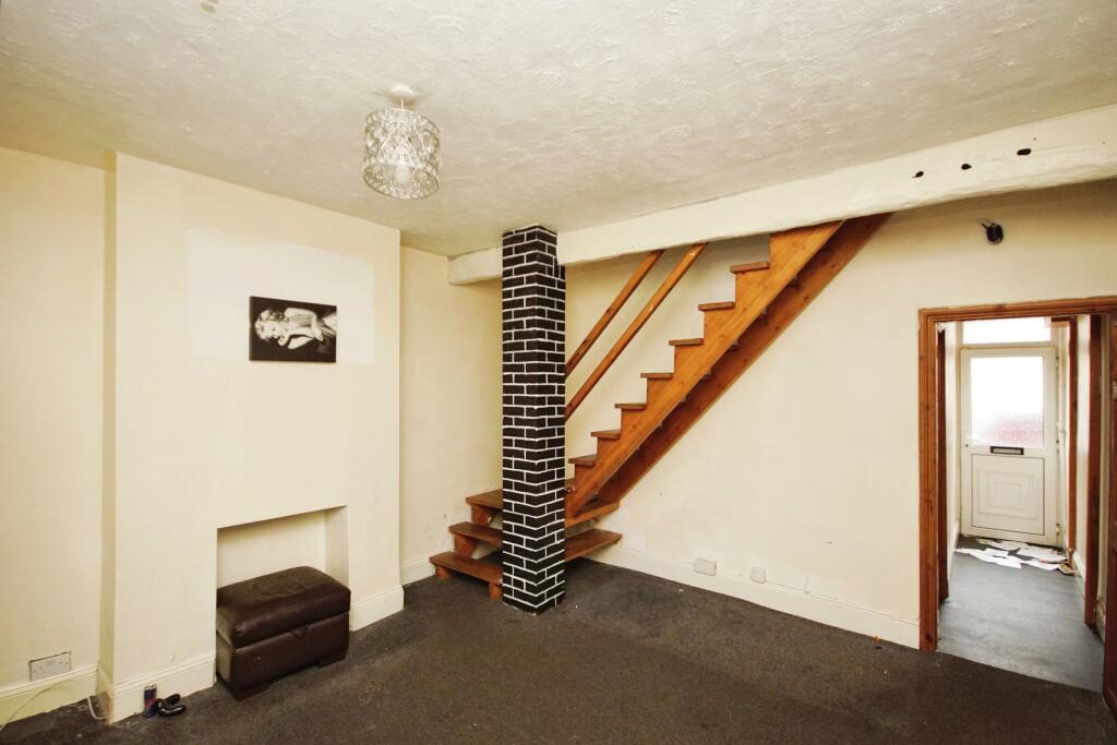 3 bed Terraced