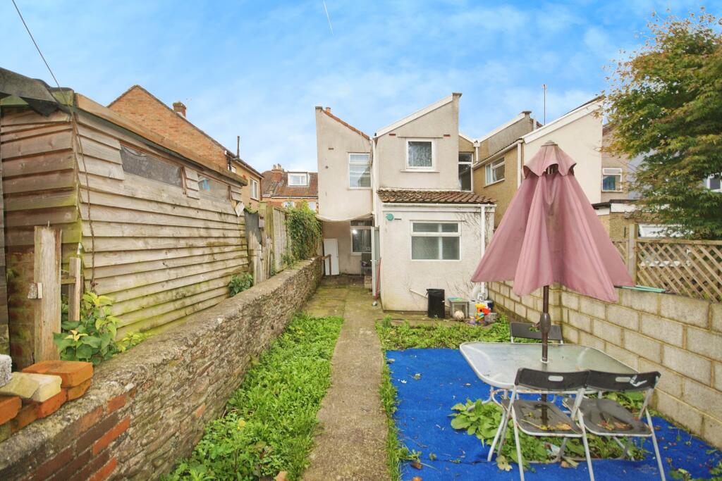 3 bed Terraced