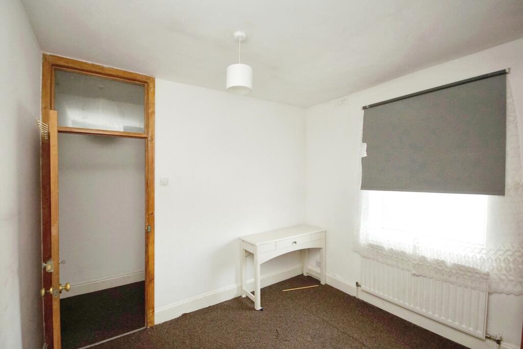 3 bed Terraced