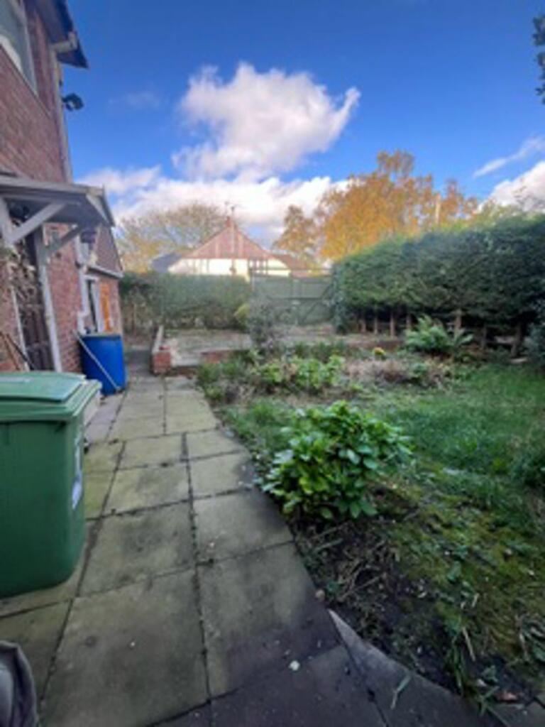 3 bed Semi-Detached