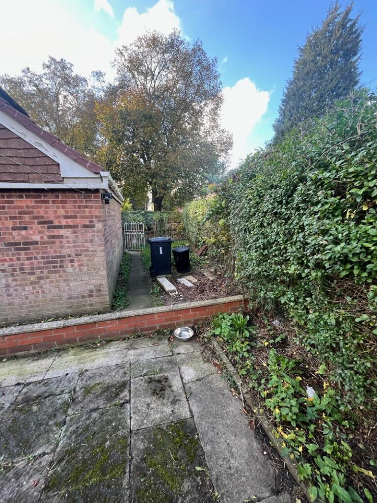 3 bed Semi-Detached