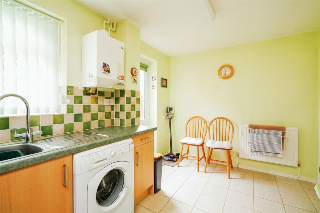 2 bed House